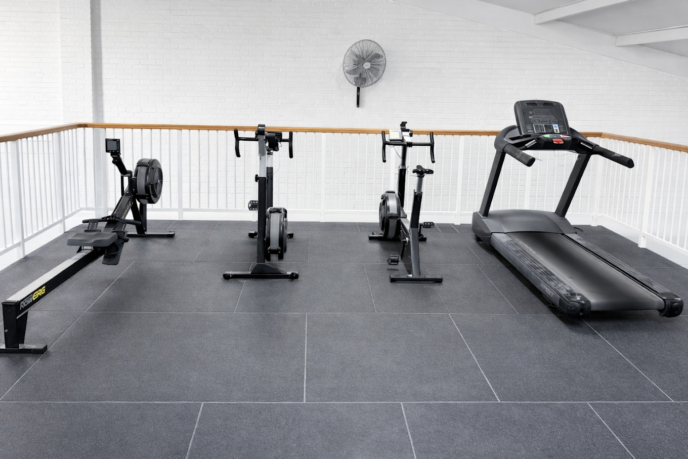 Cardio Equipment Area at HarroWall physiotherapy clinic